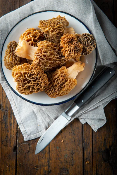 Morchella Morel Edible Mushrooms Kitchen Table — Stock Photo, Image