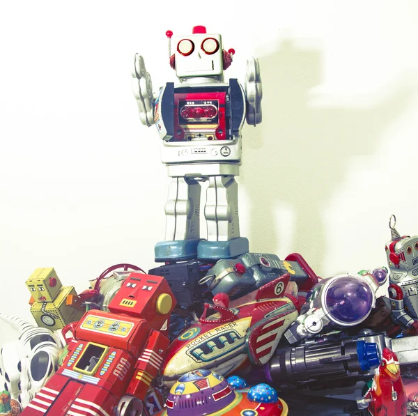 Juguetes robot —  Fotos de Stock