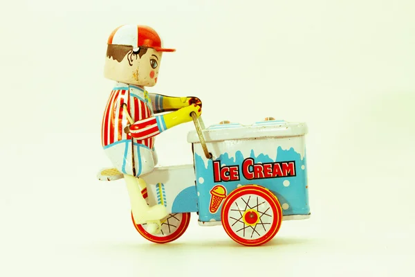 Oude tin toy ijs jongen — Stockfoto