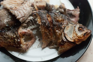 Yarısı yenmiş balık