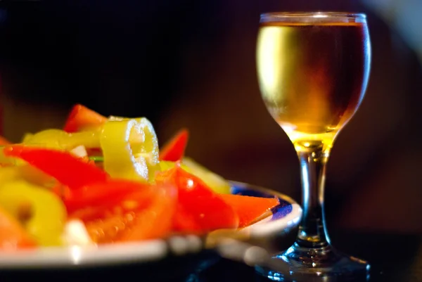 Zolta rakia and salad — Stock Photo, Image