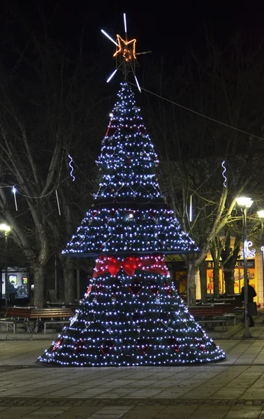 Şehrin büyük Noel ağacı — Stok fotoğraf