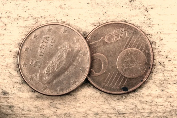 Monete in euro arrugginite — Foto Stock
