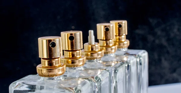 Perfume bottle isolated on black and white background — Zdjęcie stockowe
