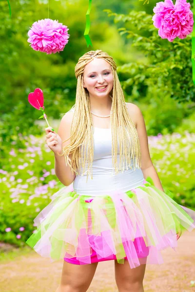 Letní dívka portrét. Krásná holka. sladký candy dívka — Stock fotografie