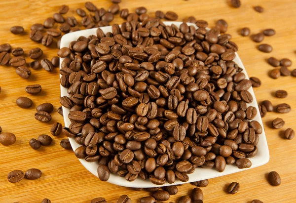 Coffee beans. coffee beans in a cup. — Stock Photo, Image