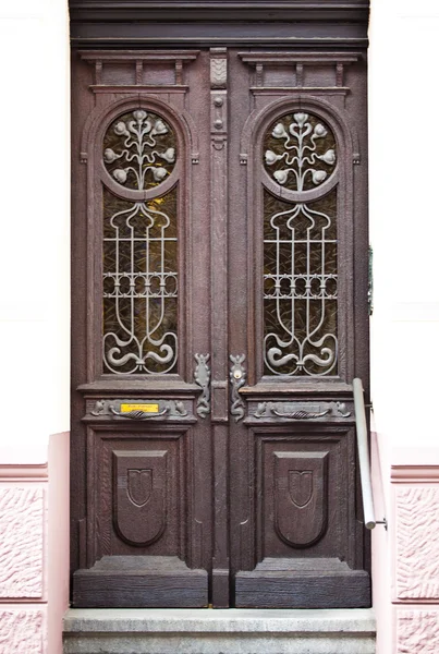古い木製のドア. — ストック写真