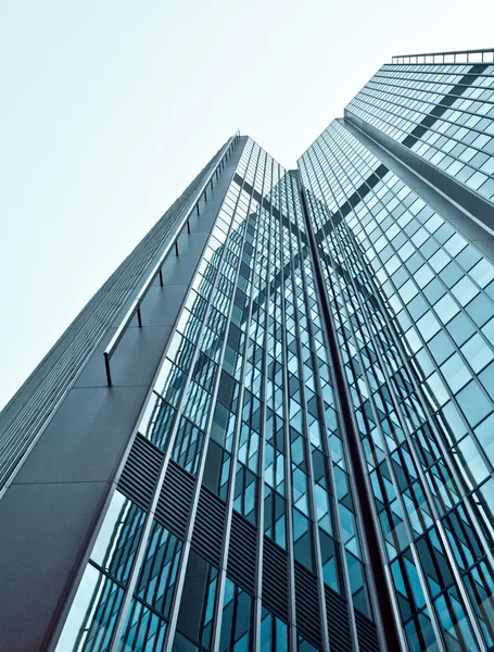 Modernes Business Center aus Glas — Stockfoto