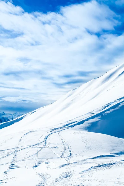 Paysage hivernal. montagnes d'hiver paysage. Bel hiver — Photo