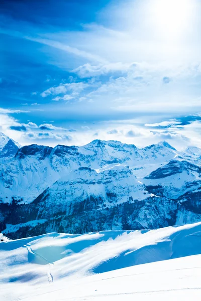 Kış manzarası. dağlar kış manzara. güzel kış — Stok fotoğraf