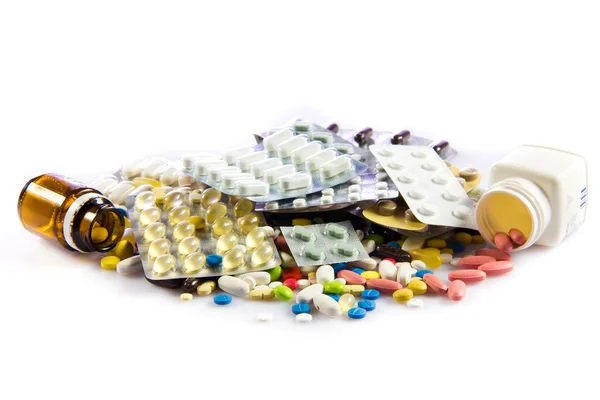 Lékové láhve a pilulky. — Stock fotografie