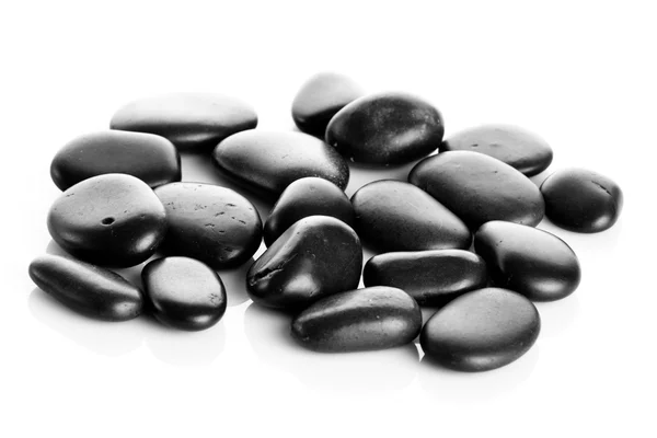 Pedras de massagem preta isoladas — Fotografia de Stock