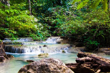 Erawan Şelalesi, Kanchanaburi, Tayland.