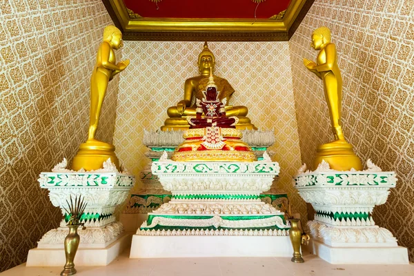 Goldbuddha. Thailand. — Stockfoto
