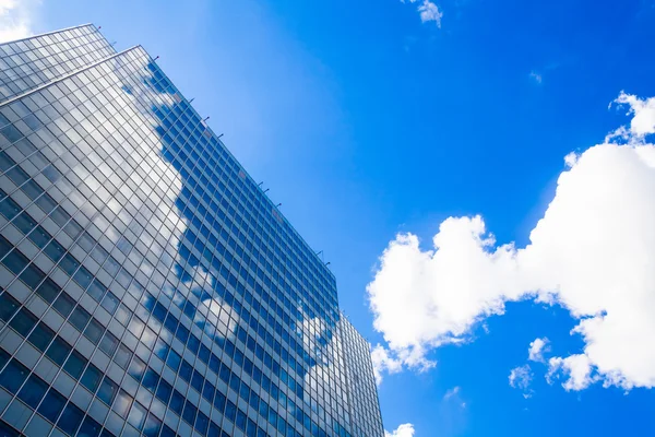 Blue glass wall of skyscraper — Stock Photo, Image