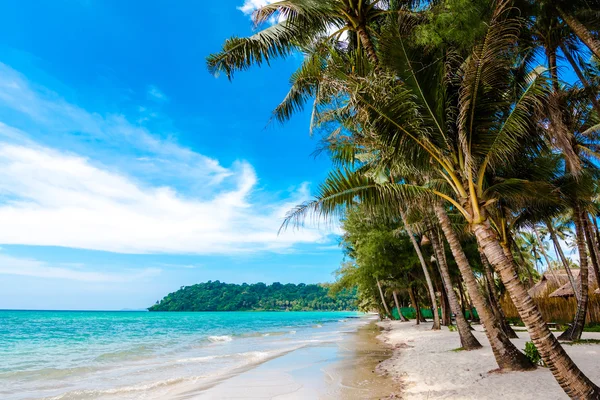 Tropisk strand i Thailand. — Stockfoto