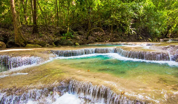 Wasserfall — Stockfoto