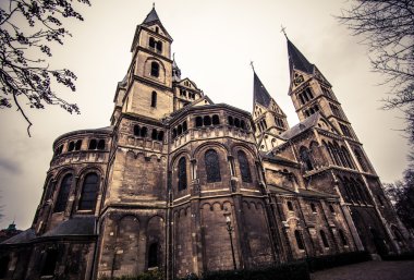 vintage grunge tarzı eski kilisede. vintage görünümlü