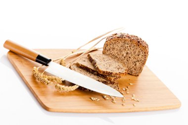 ekmek beyaz arkaplanda