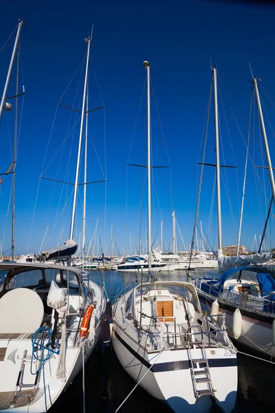 Yat ve tekne Marina — Stok fotoğraf