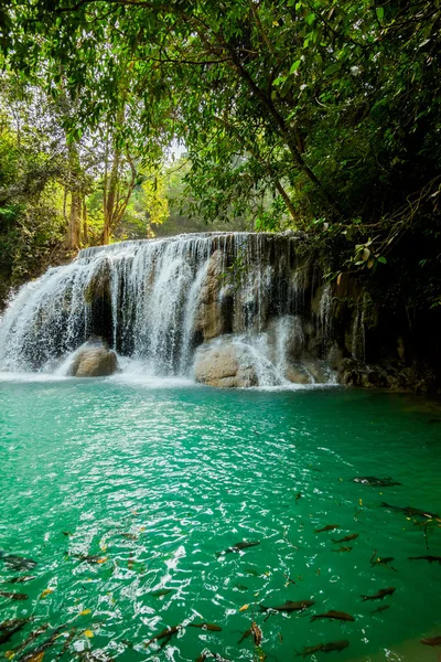 Cachoeira em Kanjanaburi Tailândia — Fotografia de Stock