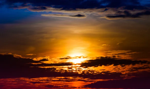Belo pôr do sol — Fotografia de Stock