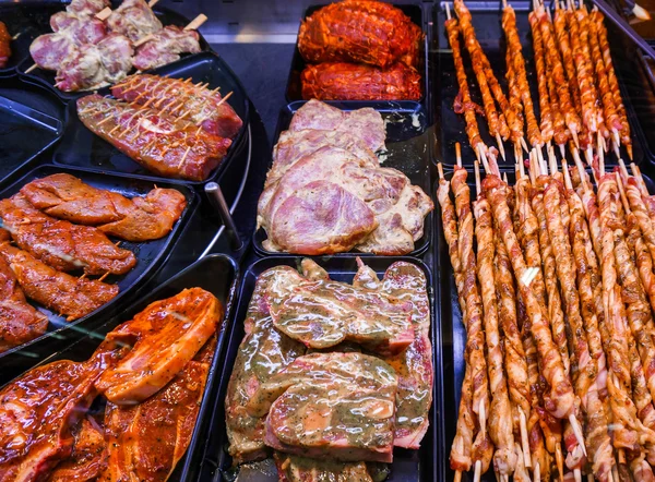 Marinerat kött för grillning — Stockfoto