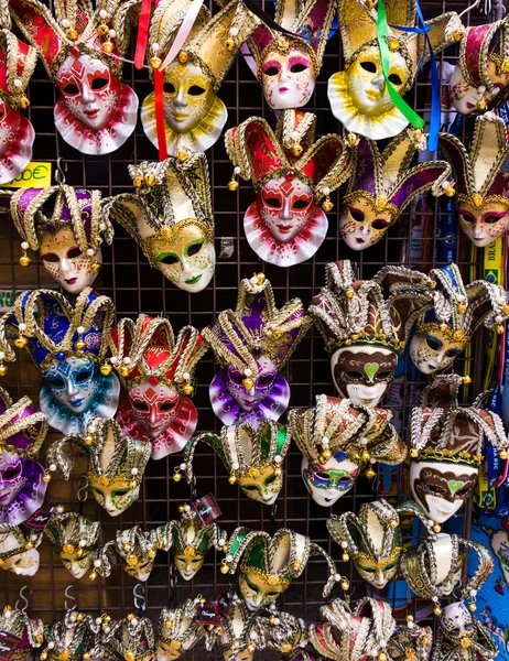 Máscaras venecianas típicas — Foto de Stock