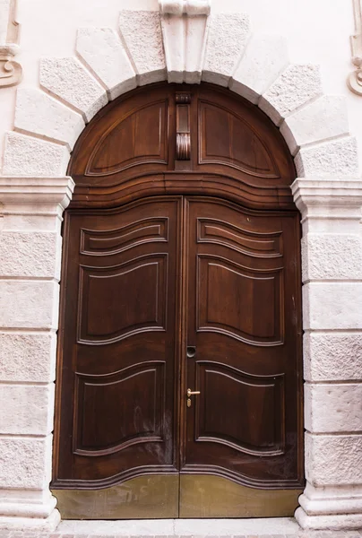 Porta in legno antico — Foto Stock