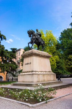 garibaldi, verona heykeli