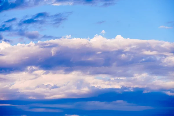 Coucher Soleil Coloré Fantastique Avec Ciel Nuageux — Photo