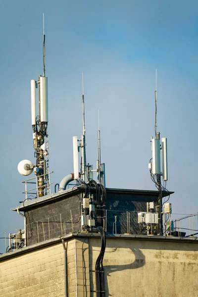 Tour Télécommunication Béton Avec Antennes Lte Gsm Tour Communication Cellulaire — Photo