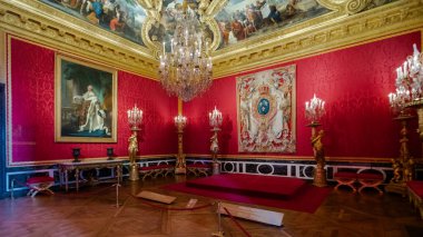 Versailles, Fransa - 14 Şubat 2018: Fransa 'daki Versailles Kraliyet Sarayı' nda oda