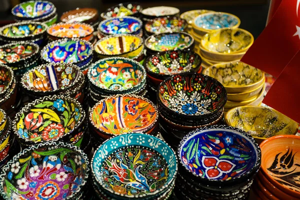 Klasyczna Tradycyjna Turecka Kolorowa Ceramika Wielkim Bazarze Stambule Istambul Turcja — Zdjęcie stockowe