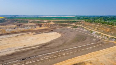 Garzweiler, Kuzey Ren-Vestfalya, Almanya 'da kahverengi kömür madeni bölgesinde kova tekerleği kazıcısı 