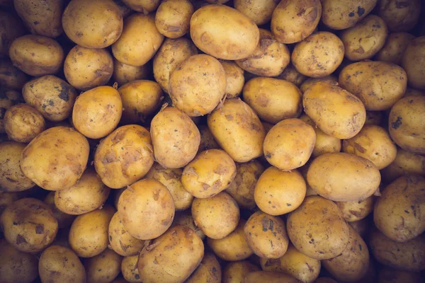 Fresh Organic Whole Potato Farmers Market — Stock Photo, Image
