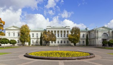 Başkanlık Sarayı avlusu