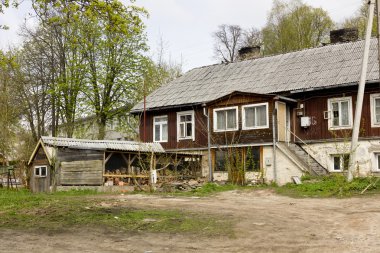 ters tarafında şehir gecekondu