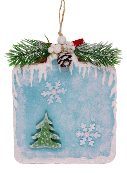 Zelfgemaakt Eenvoudig Kerstspeelgoed Van Gesneden Hout Gips Glitters Geïsoleerd Wit — Stockfoto