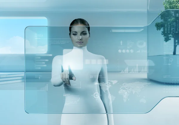 Tecnología del futuro. Chica pulse el botón de interfaz de pantalla táctil . — Foto de Stock