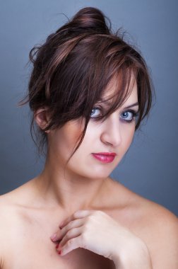 Çekici Genç Kadın