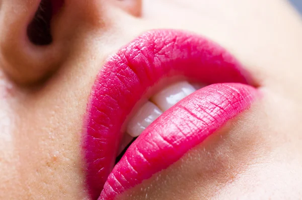 粉红色的嘴唇 — 图库照片