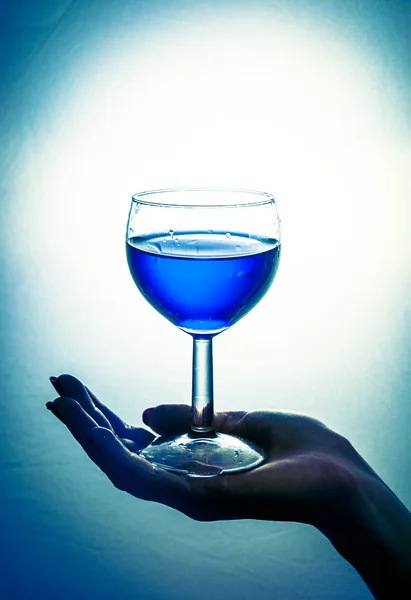 Vergiftigde glas wijn — Stockfoto