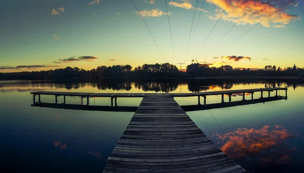 Amazing sunset at the lake — Stock Photo, Image