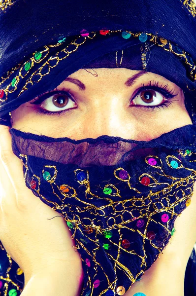 Muslim girl in studio — Stock Photo, Image