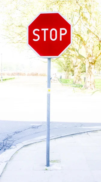 Kırmızı dur işareti — Stok fotoğraf