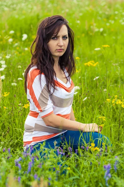 Brunette girl portrait — Stock Photo, Image