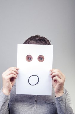 adam tutun duyguları ile kağıt