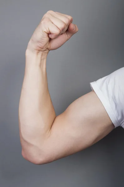 Arm med muskler — Stockfoto
