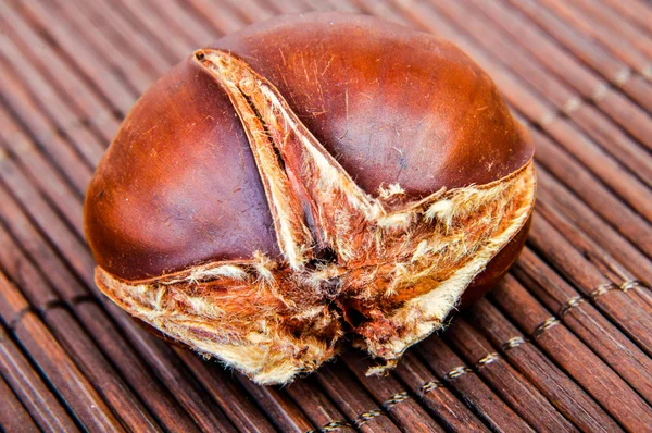 Roasted chestnut — Stock Photo, Image